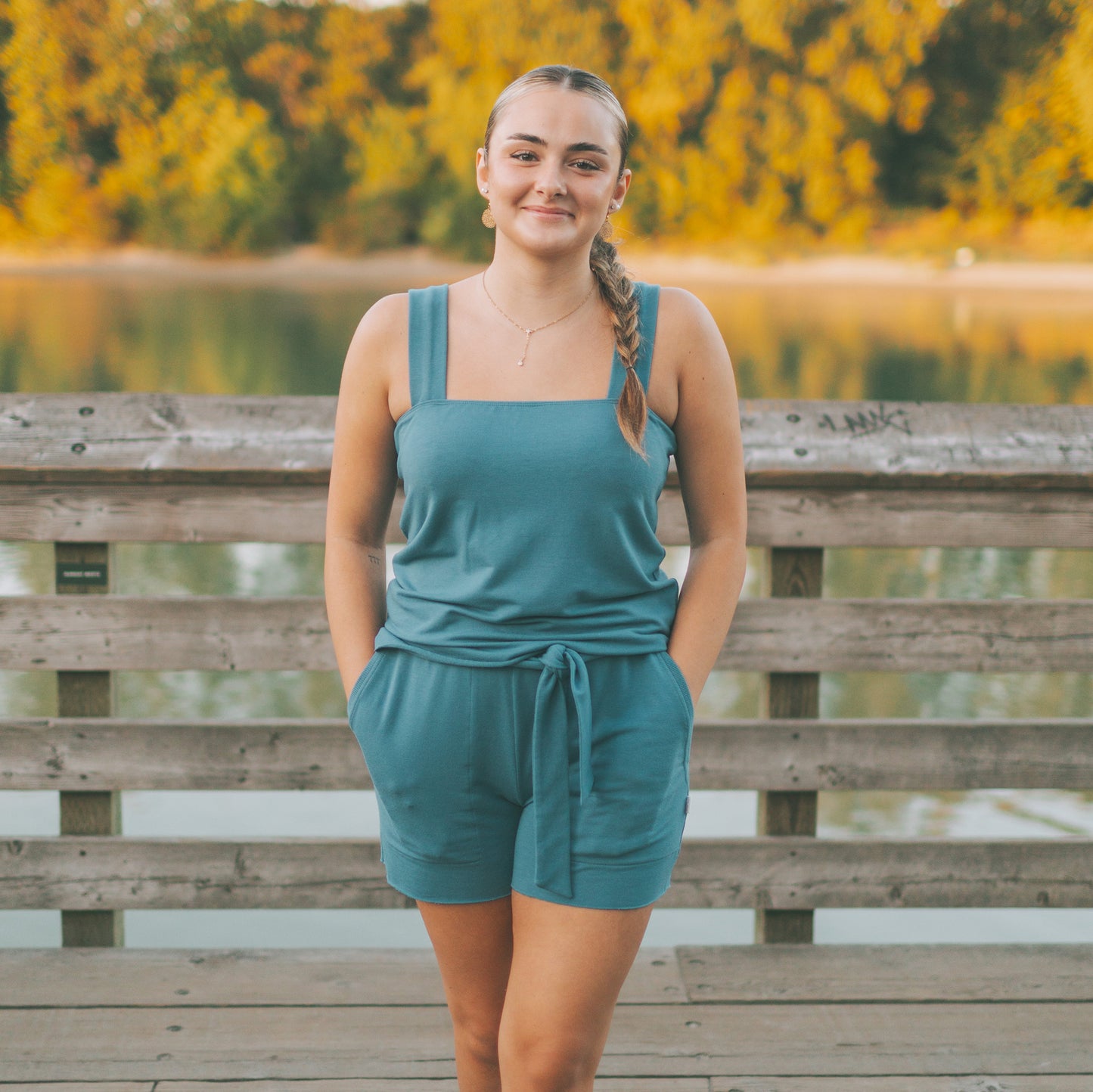 hum x honey women's tie short - stellar blue.