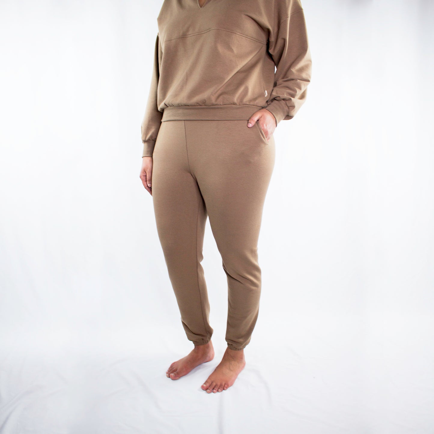 women's sweatpants.